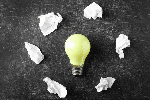 جادوی کپشن نویسی اینستاگرام: راهنمای جامع 9 مورد کلیدی همراه با پاسخ به سوالات متداول و یک جدول کاربردی